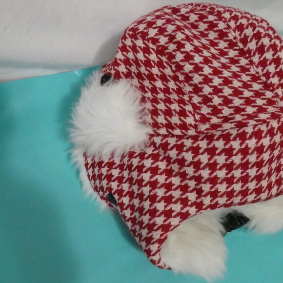TIPSY ELVES | os | Red and White Houndstooth Aviator Hat With Chin Strap - Picture 7 of 10